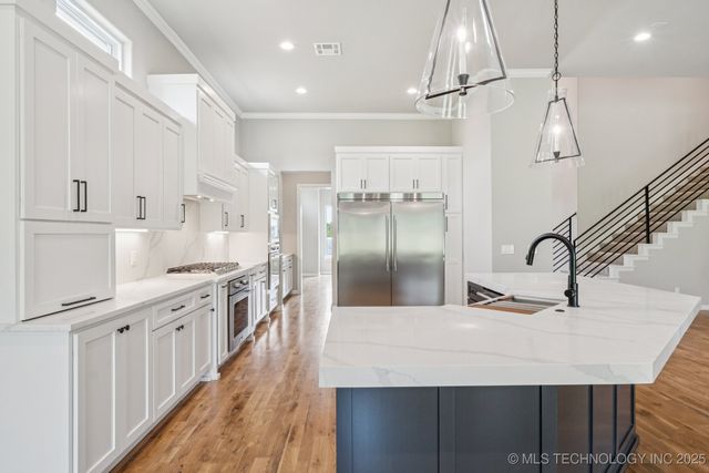 11260 S Fir Avenue, Jenks, OK 74037