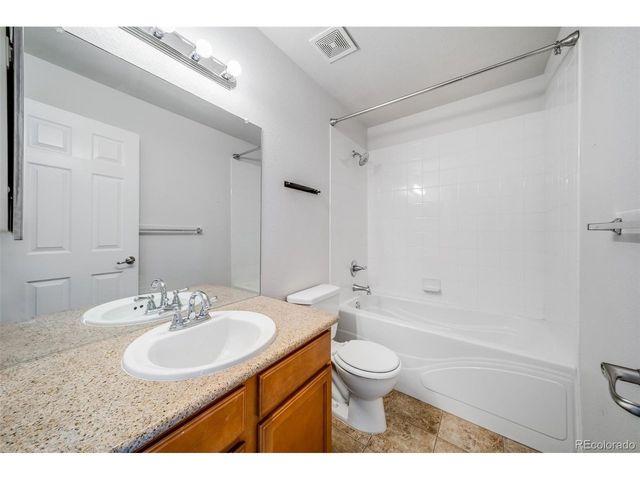 1753 S Buchanan Cir, Aurora, CO 80018