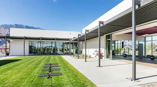 3534 Ambassador Drive, Palm Springs, CA 92262