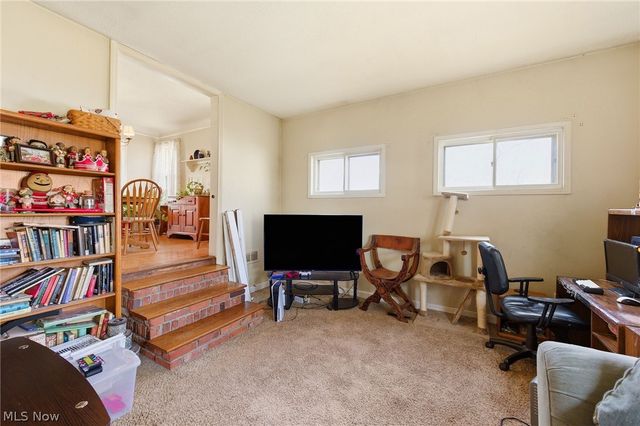 5187 Mayview Road, Lyndhurst, OH 44124