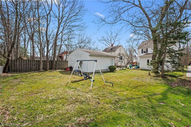 5187 Mayview Road, Lyndhurst, OH 44124