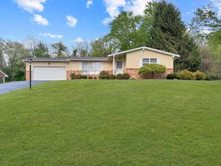 238 Justice Ln, Neshannock Twp, PA 16105