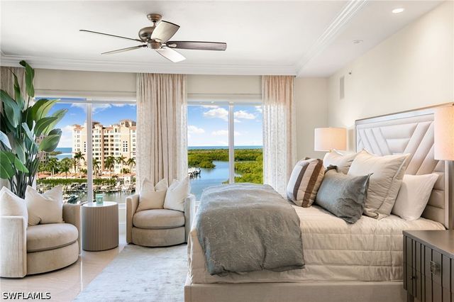 13665 Vanderbilt DR 701, Naples, FL 34110