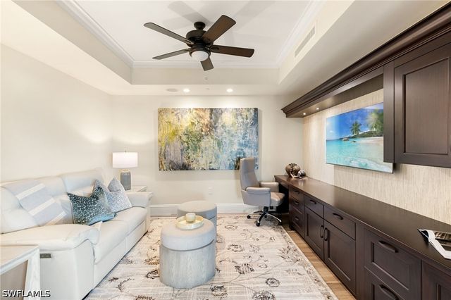 13665 Vanderbilt DR 701, Naples, FL 34110