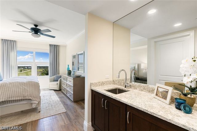 13665 Vanderbilt DR 701, Naples, FL 34110