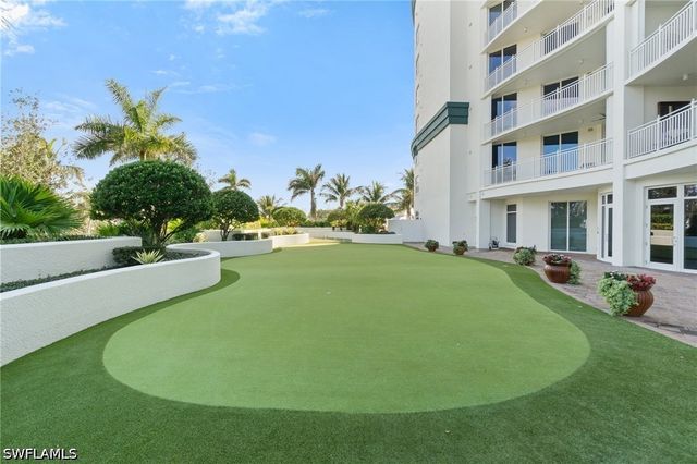 13665 Vanderbilt DR 701, Naples, FL 34110