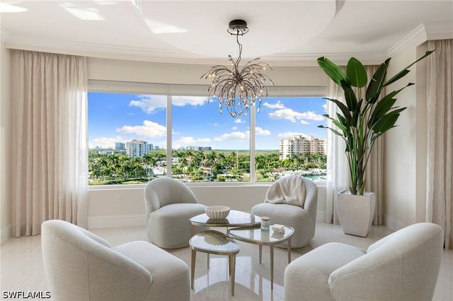 13665 Vanderbilt DR 701, Naples, FL 34110