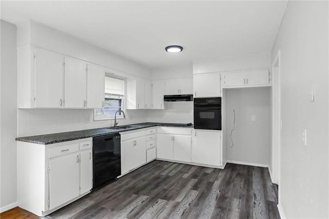 3645 Brentwood Street, Independence, MO 64055