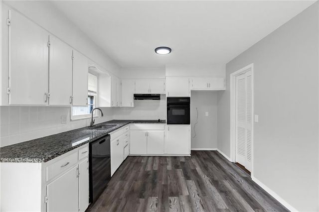3645 Brentwood Street, Independence, MO 64055