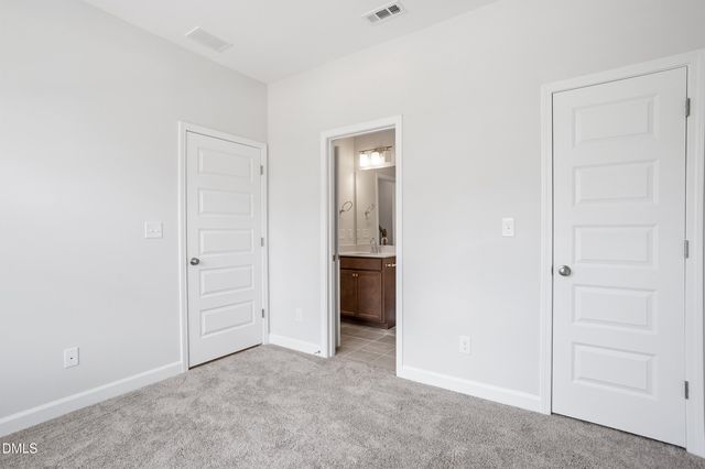 396 White Oak Garden Way 236, Garner, NC 27529