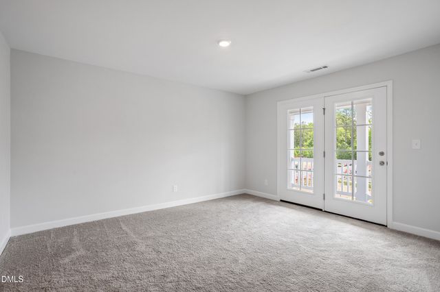 396 White Oak Garden Way 236, Garner, NC 27529