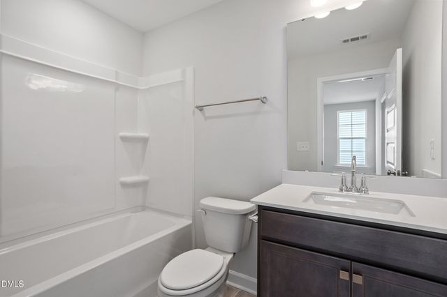 396 White Oak Garden Way 236, Garner, NC 27529