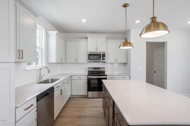 396 White Oak Garden Way 236, Garner, NC 27529