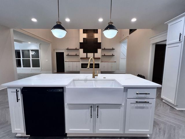 8108 KANIS PINES Drive, Little Rock, AR 72204