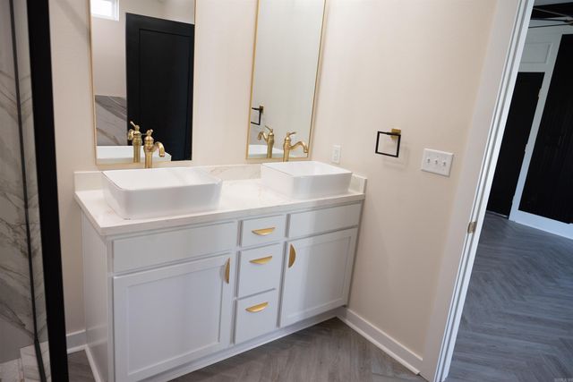 8108 KANIS PINES Drive, Little Rock, AR 72204