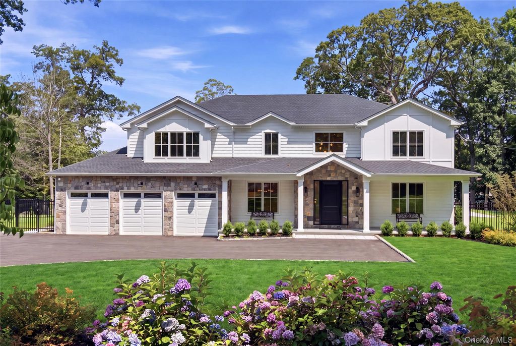 32 Pine Road, Syosset, NY 11791