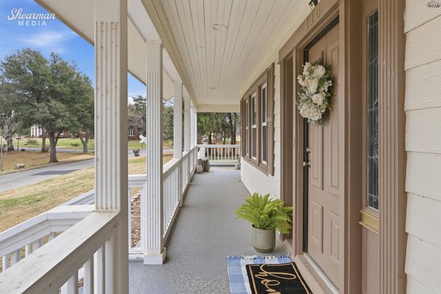 110 PEMBROKE LANE, Wichita Falls, TX 76301