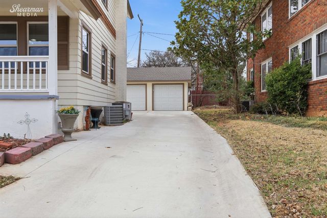 110 PEMBROKE LANE, Wichita Falls, TX 76301