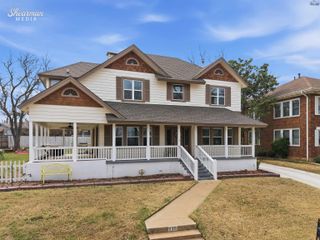 110 PEMBROKE LANE, Wichita Falls, TX 76301