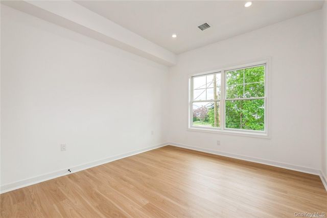 418 Atlantic 208, Oceanside, NY 11572