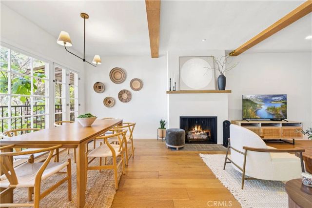10966 Strathmore 9, Los Angeles, CA 90024
