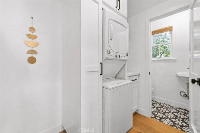 10966 Strathmore 9, Los Angeles, CA 90024