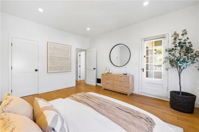 10966 Strathmore 9, Los Angeles, CA 90024