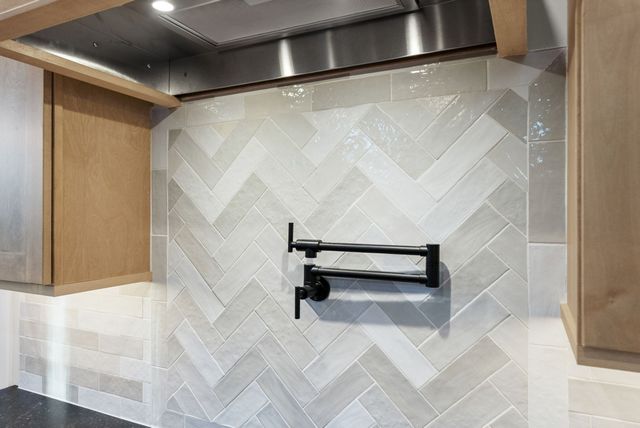 1319 Shady Grove Rd, Clarksville, TN 37043