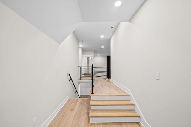 1319 Shady Grove Rd, Clarksville, TN 37043