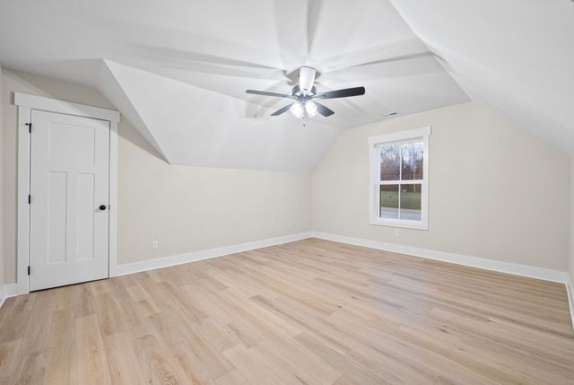 1319 Shady Grove Rd, Clarksville, TN 37043