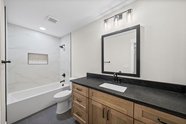 1319 Shady Grove Rd, Clarksville, TN 37043