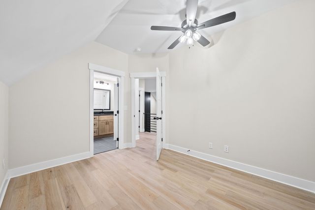 1319 Shady Grove Rd, Clarksville, TN 37043