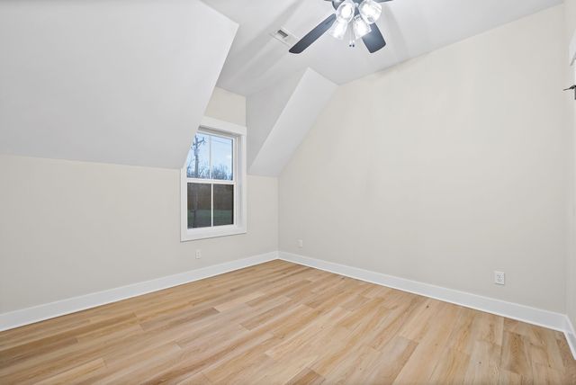 1319 Shady Grove Rd, Clarksville, TN 37043