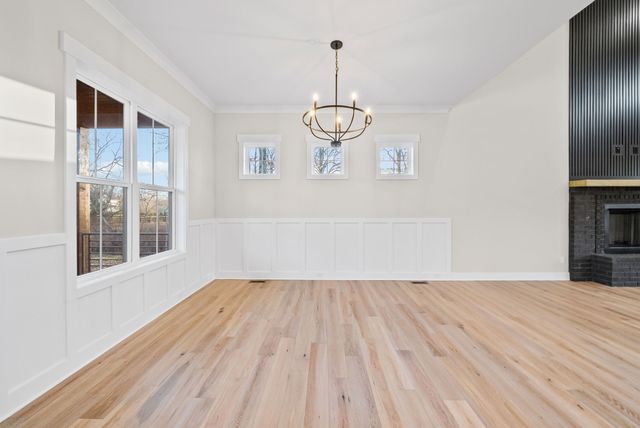 1319 Shady Grove Rd, Clarksville, TN 37043