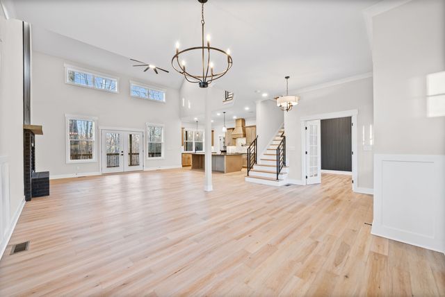 1319 Shady Grove Rd, Clarksville, TN 37043