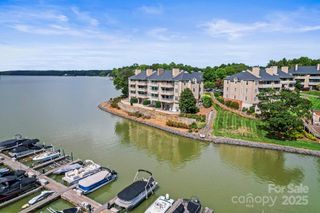 9817 Emerald Point Drive 5, Charlotte, NC 28278