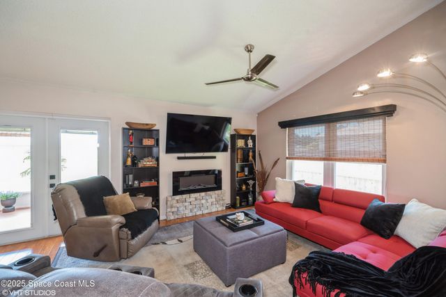 871 Quanah Street SE, Palm Bay, FL 32909