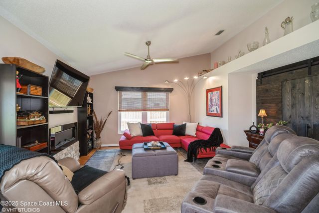 871 Quanah Street SE, Palm Bay, FL 32909