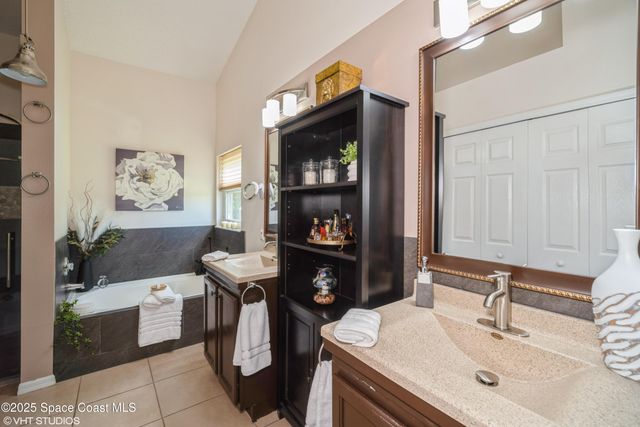 871 Quanah Street SE, Palm Bay, FL 32909