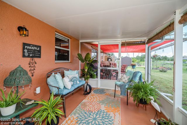 871 Quanah Street SE, Palm Bay, FL 32909