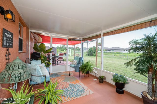 871 Quanah Street SE, Palm Bay, FL 32909