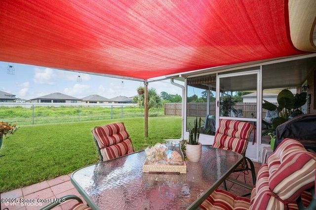 871 Quanah Street SE, Palm Bay, FL 32909