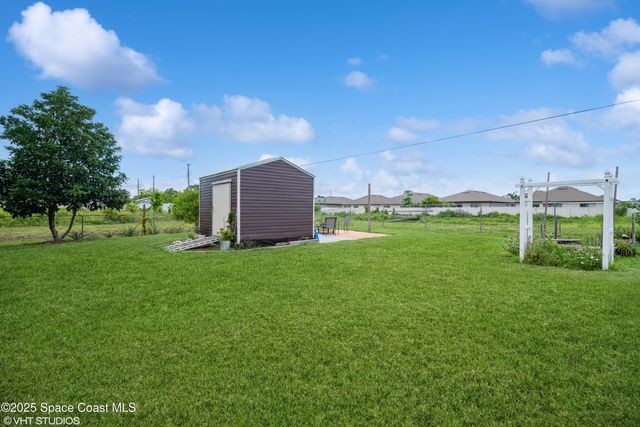 871 Quanah Street SE, Palm Bay, FL 32909