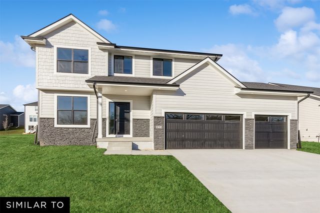2716 NW Fairfield Drive, Ankeny, IA 50023
