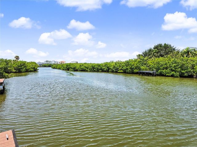 9870 INDIAN KEY TRAIL 64, Seminole, FL 33776