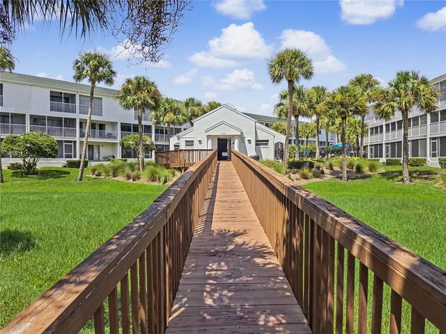 9870 INDIAN KEY TRAIL 64, Seminole, FL 33776