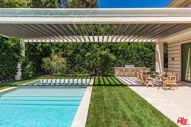 1395 N Doheny Drive, Los Angeles, CA 90069