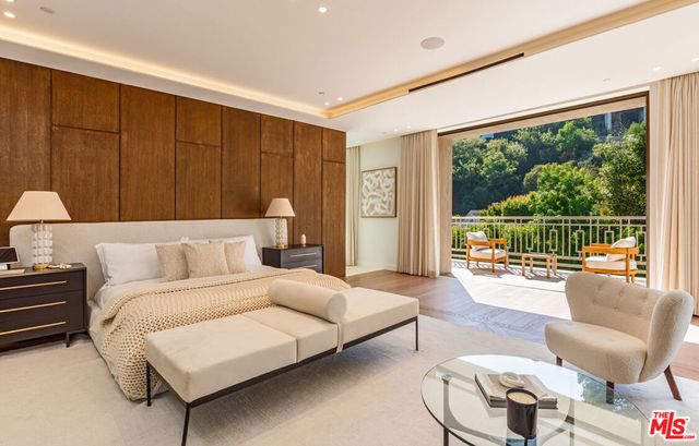 1395 N Doheny Drive, Los Angeles, CA 90069