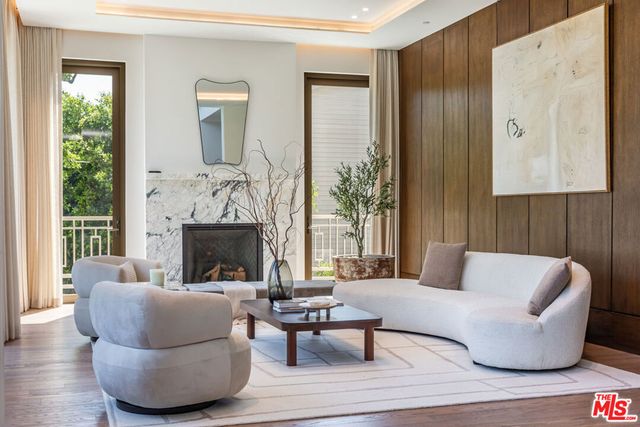 1395 N Doheny Drive, Los Angeles, CA 90069