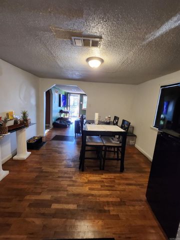 4208 W 19TH, Little Rock, AR 72204